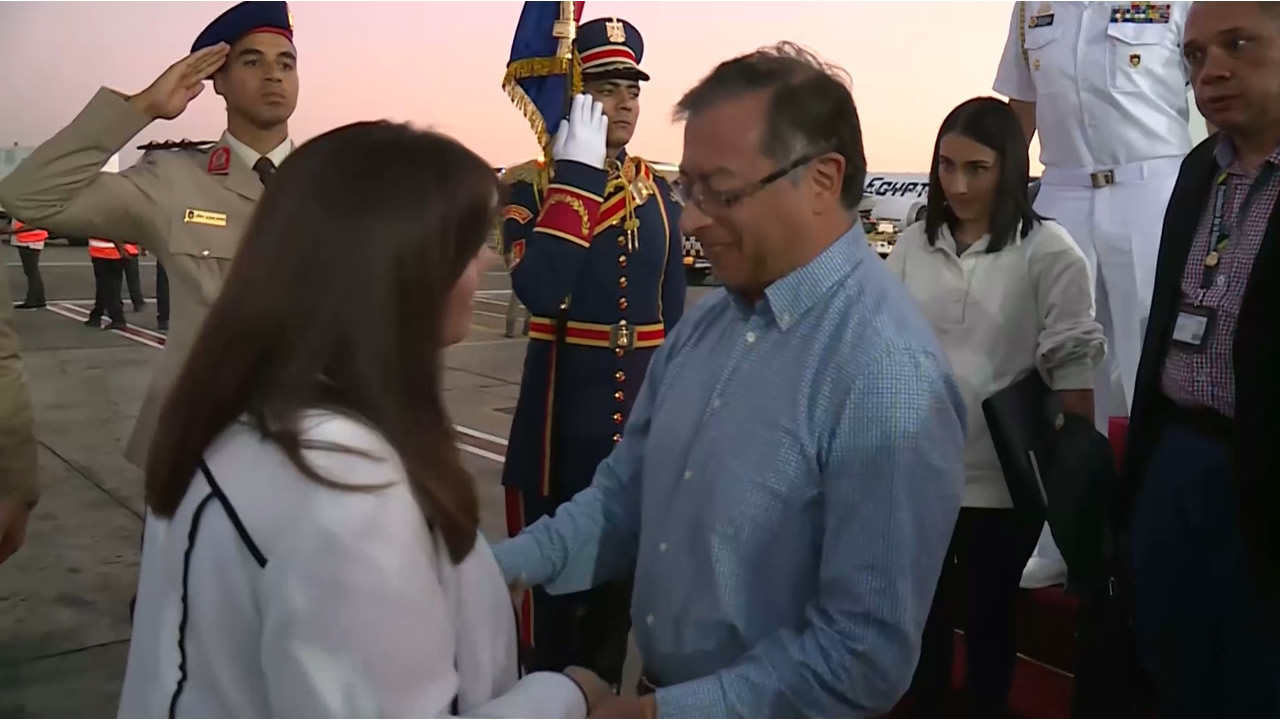 Presidente Gustavo Petro llegó a Egipto