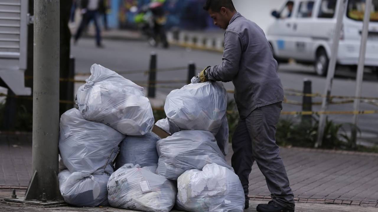 firmas para evitar relleno Girón