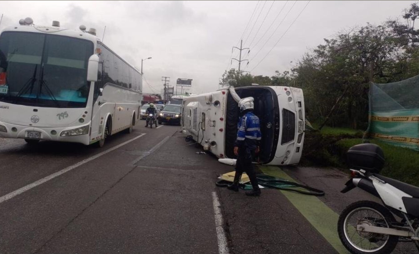 Bus en la autopista