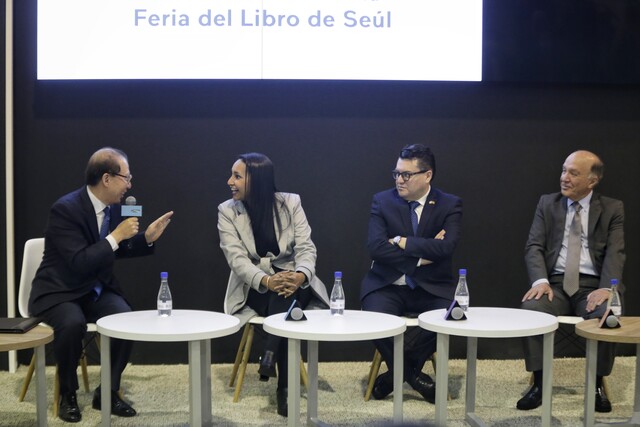 Feria del Libro foto Colprensa