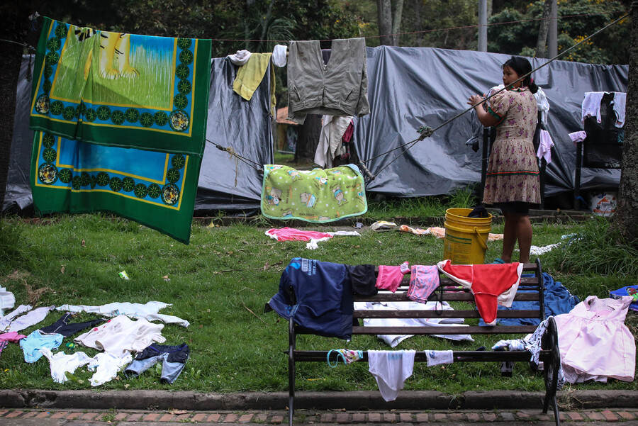 Indígenas Parque Nacional Bogotá foto Colprensa