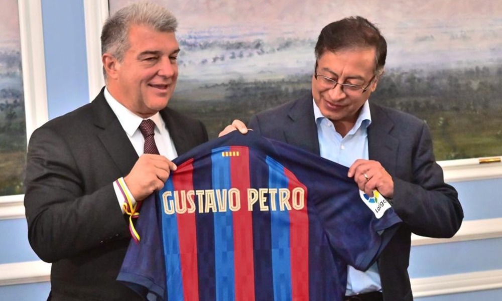 Joan Laporta, presidente del FC Barcelona y el presidente Gustavo Petro