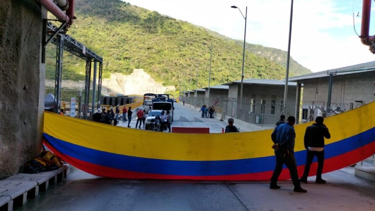 Comunidad bloqueó nuevamente vía al cuarto de máquinas en Hidroituango