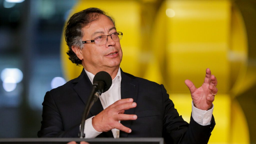 Presidente gustavo Petro anuncia aumento de pie de fuerza en Bogotá