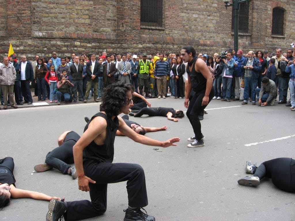 Teatro callejero en Bogotá