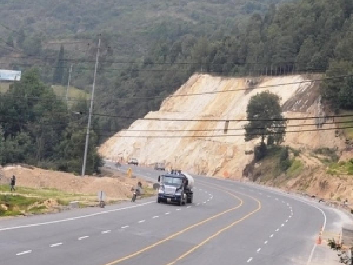 Vía Bogotá - Medellín