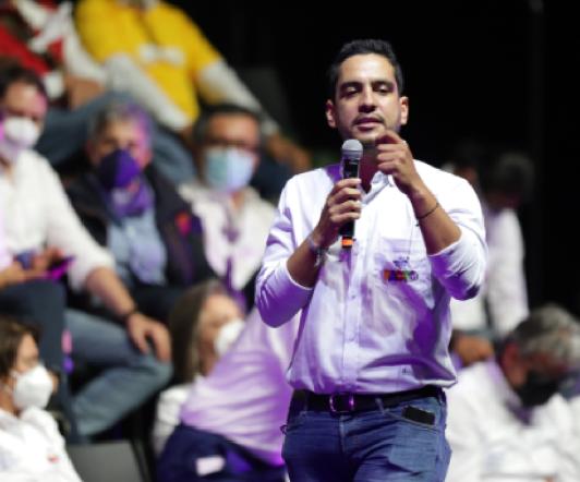 Alex-Florez-senador-1.jpg