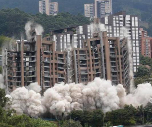 Implosion-Continental-Towers-en-Medellin.jpg