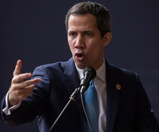 Juan-Guaido-se-declaro-presidente-interino-en-2019.jpg