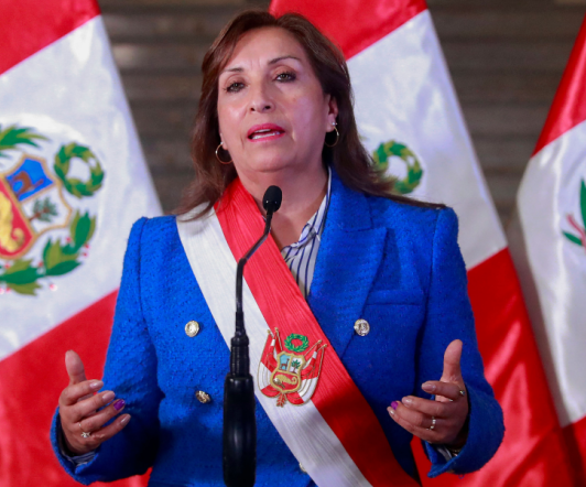 Presidente-del-Peru-Dina-Boluarte.png