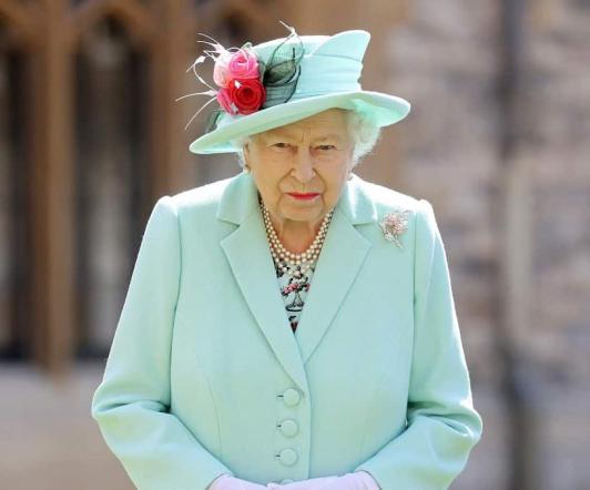 Reina-Isabel-II-70-anos.jpg