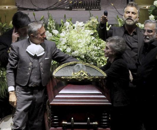 Vicente-fernandez-funeral.jpg