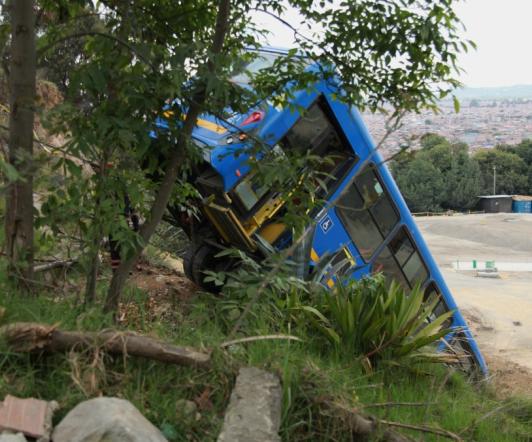 accidente-bus-sitp.jpg