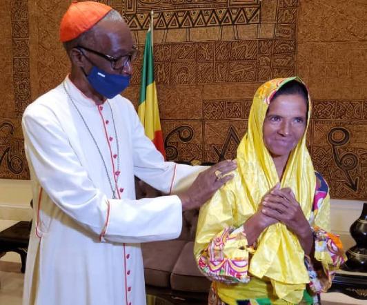 monja-colombiana-mali.jpg