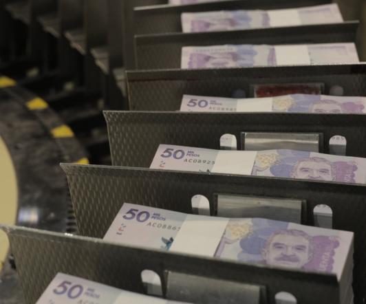 reforma-tributaria-dinero-colombiano.jpg