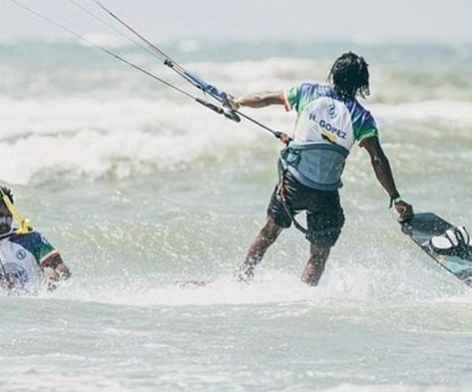 wayu-kitesurf.jpg