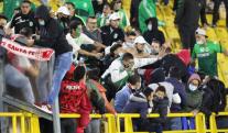 Hinchas-Alcaldia-Bogota-1.jpg