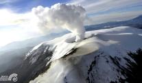Inmuebles-de-la-mafia-alojarian-a-familias-ante-erupcion-del-Nevado-del-Ruiz.jpg