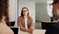 Una-reconocida-universidad-abrio-una-convocatoria-de-empleo-en-diferentes-areas-1.jpg