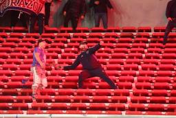 Disturbios en el estadio de Independiente. / Foto: AFP.