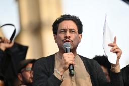 Iván Cepeda propone Ley Anticorrupción: sin casa por cárcel ni beneficios judiciales para grandes corruptos