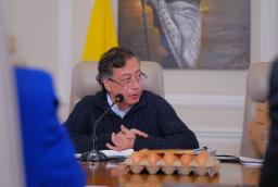 Petro respondió a Noboa, por supuesta incursión en Ecuador