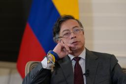 Presidente Petro acusa a la familia Char de financiar bandas armadas