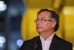 Presidente-Gustavo-Petro-policias-Neiva.jpg