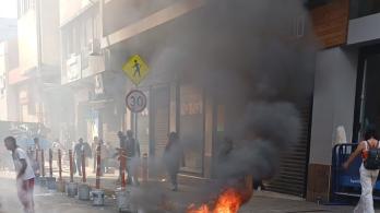 Gustavo Petro llama a organizar vendedores ambulantes tras disturbios en Cali