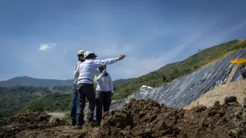 Hallazgos en La Escombrera: evidencias respaldan a madres buscadoras de la Comuna 13 