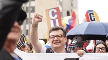 Los detractores de Hollman Morris, en el gremio, publican "la denuncia" sin confrontar si representa un estado de las cosas en la entidad o simplemente la voz de una persona inconforme. / Foto: RTVC.