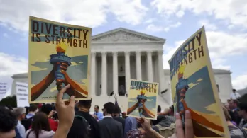 Trump restringe entrada a EE.UU. a 19 países, incluidos Cuba y Venezuela