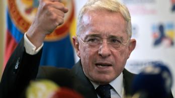 Expresidente Álvaro Uribe es condenado