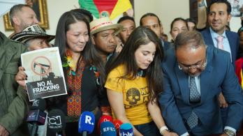 Ley antifracking en el Congreso. / Foto: MinAmbiente.
