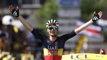 Tim Wellens se quedó con la etapa 15 del Tour y completó el trébol en las tres grandes