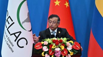 El presidente de Colombia, Gustavo Petro, asiste a la ceremonia inaugural de la Cuarta Reunión Ministerial del Foro de China y la Comunidad de Estados Latinoamericanos y Caribeños.