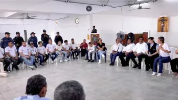 Verónica Alcocer, visitando la cárcel de Media Seguridad de Barranquilla