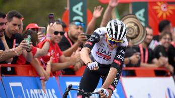 Marc Soler le dio al UAE Team Emirates la séptima victoria en La Vuelta