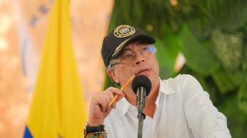 Presidente denuncia censura tras negativa de la CRC a alocución presidencial