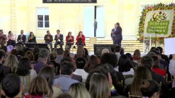 Presidente Petro en acto de perdón por parte del Estado hacia el Colectivo de Abogados “José Alvear Restrepo” (CAJAR)