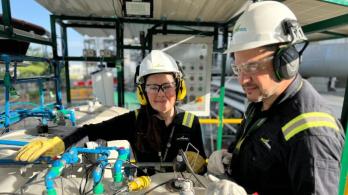 Ecopetrol culmina con éxito prueba para transformar CO2 en bicarbonato industrial en Cartagena 