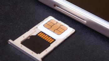Investigan a Tigo, Claro, Movistar y WOM por fallas que habrían facilitado fraudes con la reposición de tarjetas SIM 
