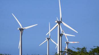 Según el informe revelado en la COP 30, Colombia avanza en acción climática con su política de frenar nuevos proyectos de petróleo y gas, e impulsar inversiones en energías limpias. 