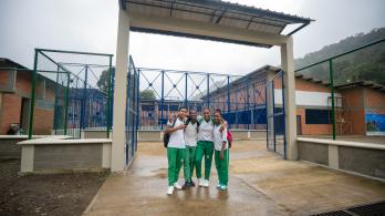 Colegio Luis López de Mesa en Bahía Solano.