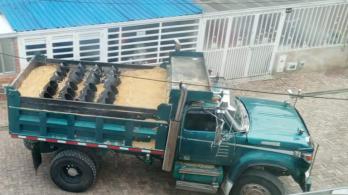 Volqueta con explosivos en Tunja