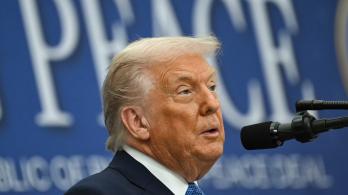 El presidente de Estados Unidos, Donald Trump, habla durante la ceremonia de firma de un acuerdo de paz con el presidente de Ruanda, Paul Kagame, y el presidente de la República Democrática del Congo, Félix Tshisekedi, en el Instituto Estadounidense de la Paz, en Washington D. C.