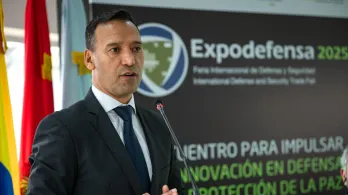 Ministro de defensa descarta intromisión de Isabel Cristina Zuleta en operaciones de la Fuerza Publica.