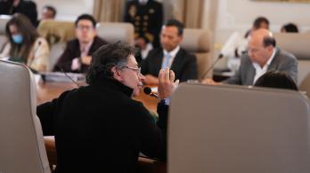 El presidente Petro denuncia mafias en la DIAN e infiltraciones de contrainteligencia.