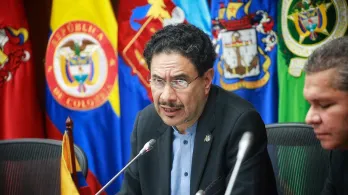 Iván Cepeda denuncia campaña de desprestigio en su contra.