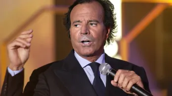 Justicia española investiga a Julio Iglesias por presuntas agresiones sexuales